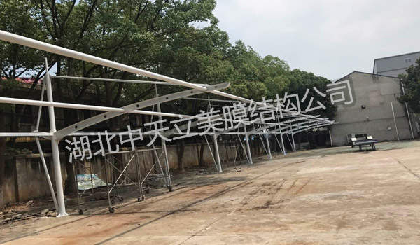 膜結(jié)構(gòu)車棚-中天立美