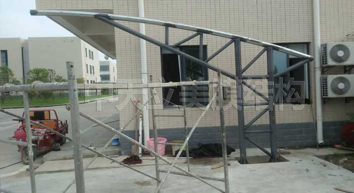 中天立美膜結(jié)構(gòu)自行車棚