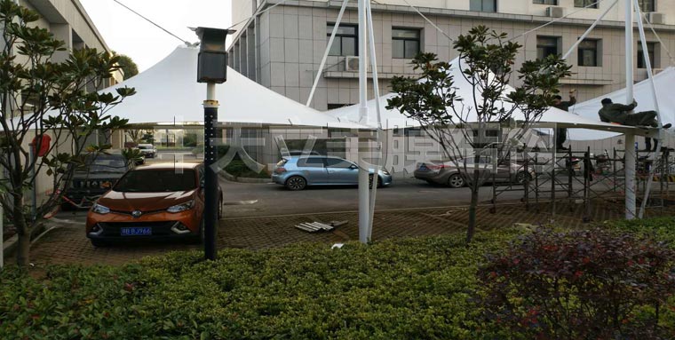 膜結(jié)構(gòu)車棚施工照片