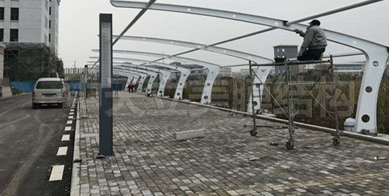 膜結(jié)構(gòu)車棚施工照片