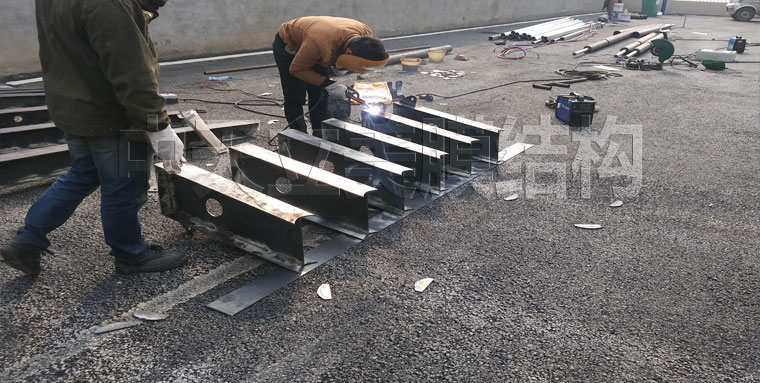 中天立美膜結(jié)構(gòu)自行車棚