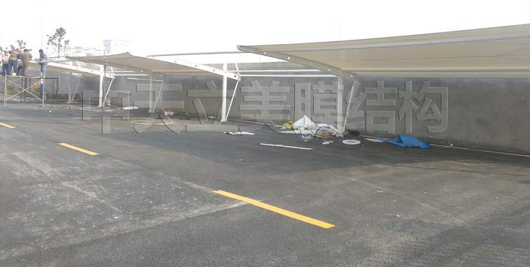 中天立美膜結(jié)構(gòu)自行車棚