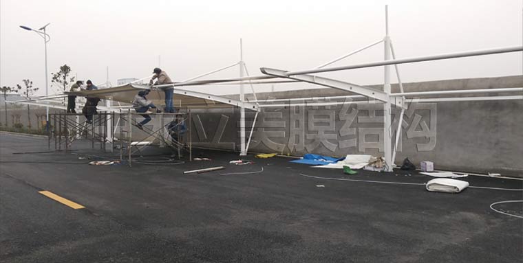 中天立美膜結(jié)構(gòu)自行車棚