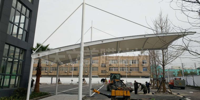 中天立美大門膜結(jié)構(gòu)施工照片