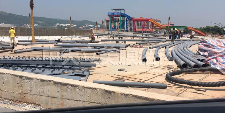 中天立美膜結(jié)構(gòu)造浪池施工照