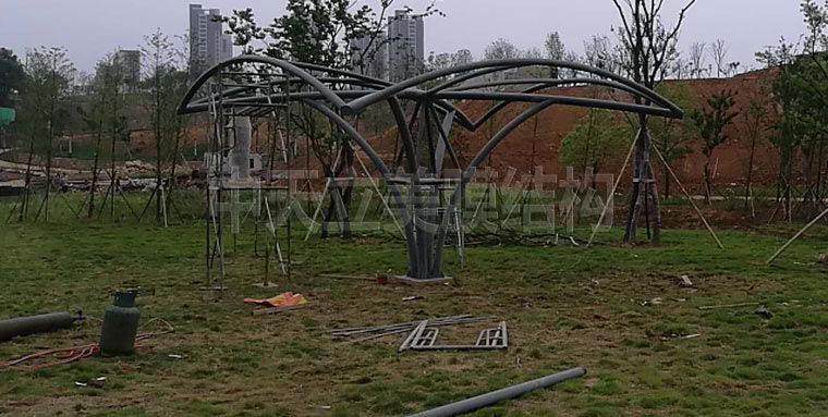 中天立美-鋼結(jié)構(gòu)焊接2