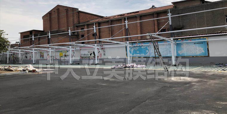 中天立美車棚鋼結構施工