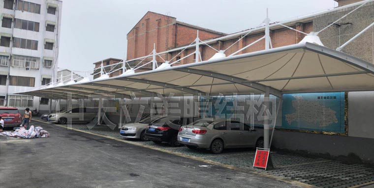 中天立美車棚完工照片