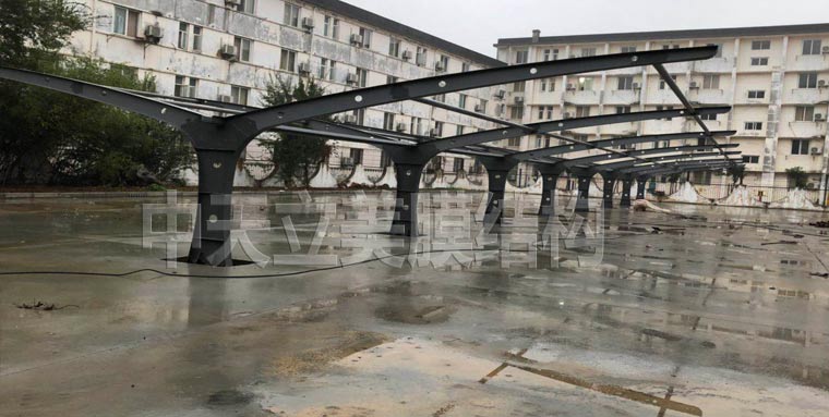 中天立美車棚鋼結(jié)構(gòu)施工