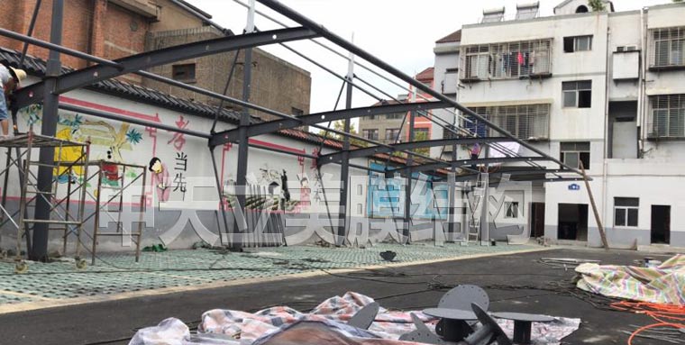 中天立美車棚鋼結構施工