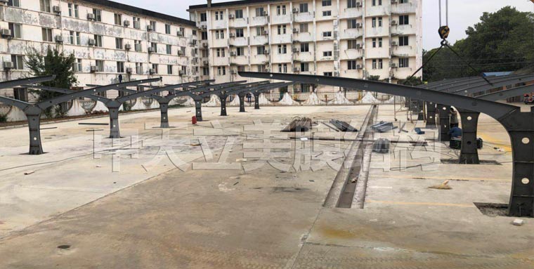 中天立美車棚鋼結(jié)構(gòu)施工