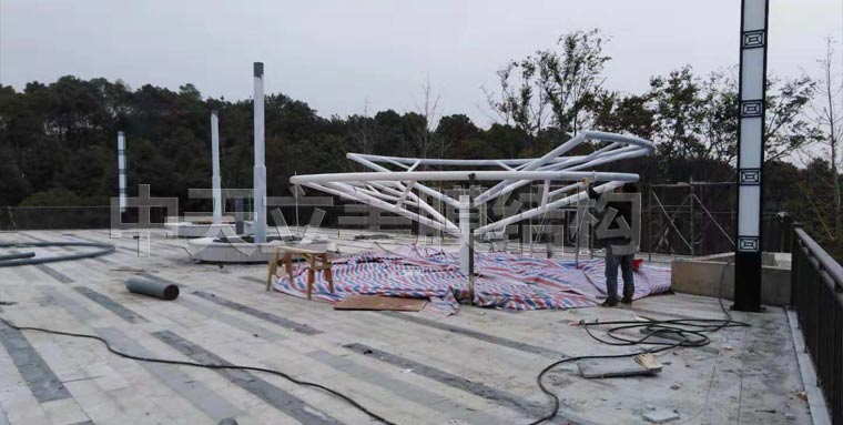 中天立美 -鋼結(jié)構(gòu)組裝2