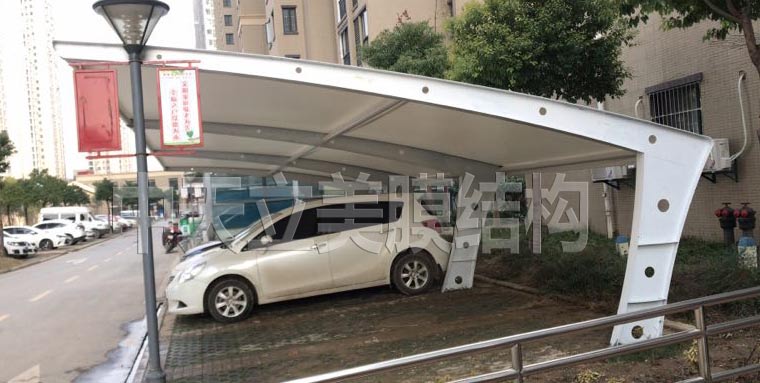 膜結(jié)構(gòu)停車棚完工照片2