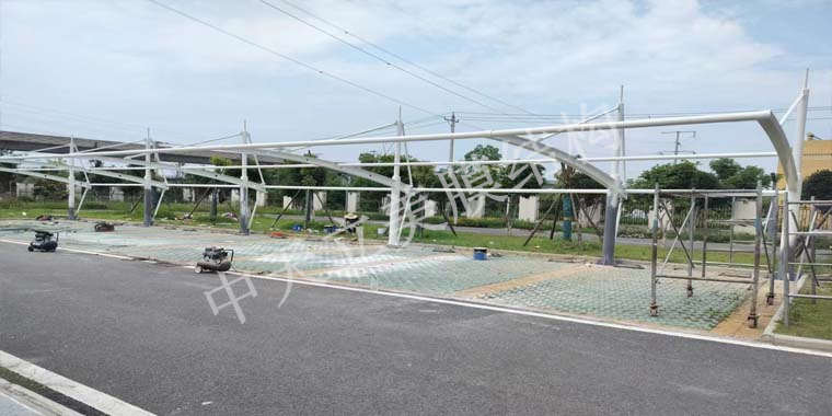 膜結(jié)構(gòu)車棚廠家
