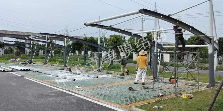 膜結(jié)構(gòu)車棚廠家