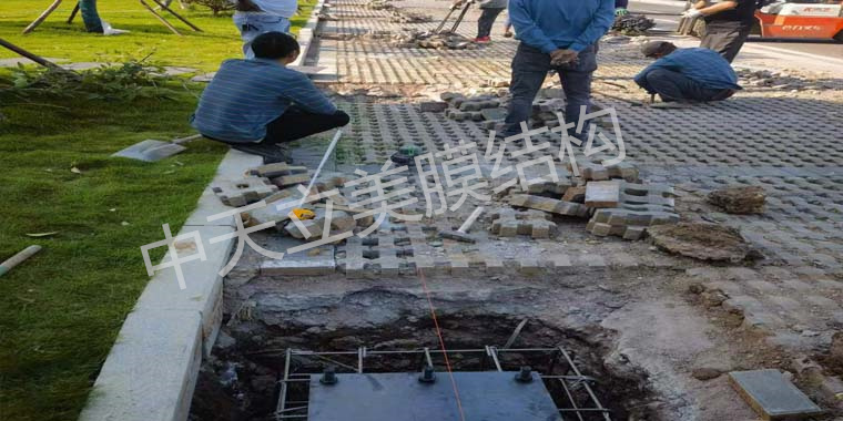 膜結(jié)構(gòu)車棚廠家